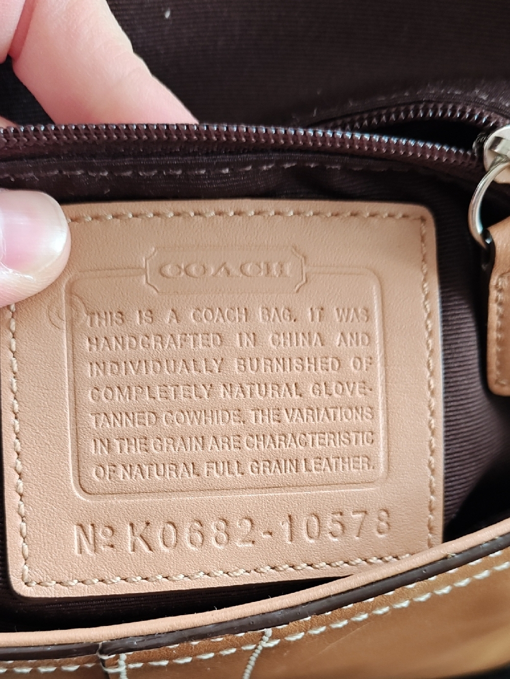 Vintage Coach Leather Shoulder Bag - Picture 8 of 9